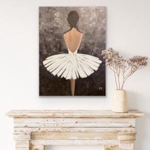 "En Pointe Elegance" art by Hala Moussa